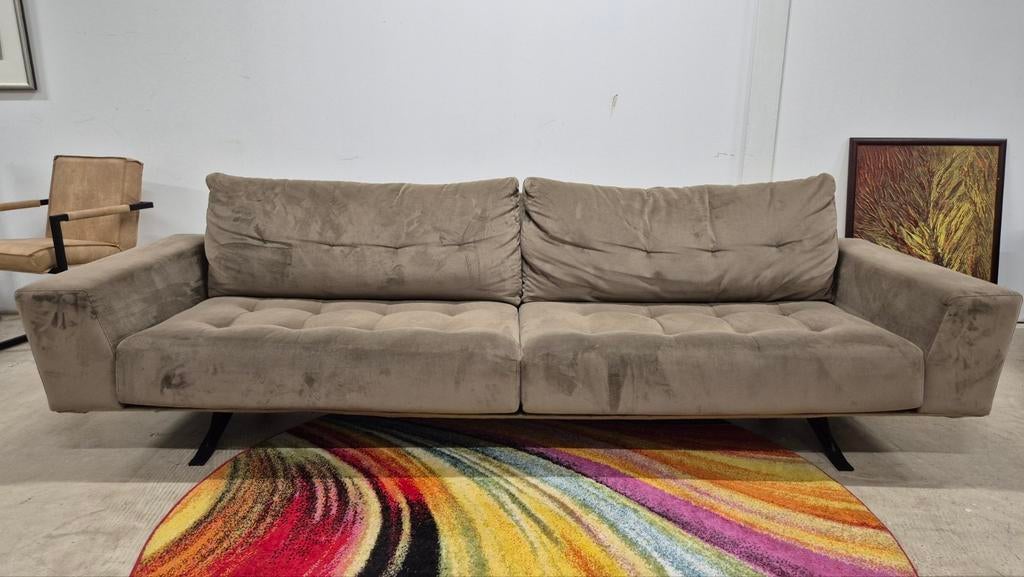 Top kwaliteit taupe velvet Passe partout 4 zits design bank, 250 tot 300 cm, Ophalen of Verzenden, Zo goed als nieuw, Rechte bank
