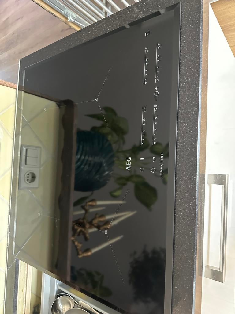 Aeg inductiekookplaat, Witgoed en Apparatuur, Kookplaten, Ophalen, Zo goed als nieuw