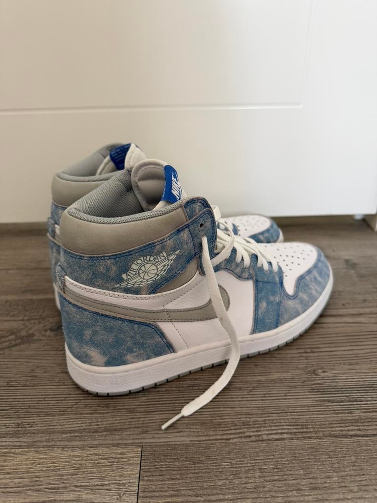 NIEUW Jordan 1 Hyper Royale, Kleding | Heren, Schoenen, Overige kleuren, Nieuw, Ophalen of Verzenden, Sneakers of Gympen