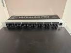 Behringer MX882 Ultralink Pro - 8-kanaals splitter/mixer, Ophalen, Zo goed als nieuw, 5 tot 10 kanalen, Microfooningang