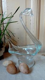 Glazen Zwaan, Verzenden