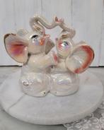 Vintage  beeldje van 2 olifanten  - iriserende lustre -, Ophalen of Verzenden, Zo goed als nieuw, Dier