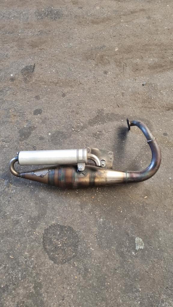 Yasuni z peugeot verticaal, Fietsen en Brommers, Brommers | Tuning en Styling, Gebruikt, Ophalen