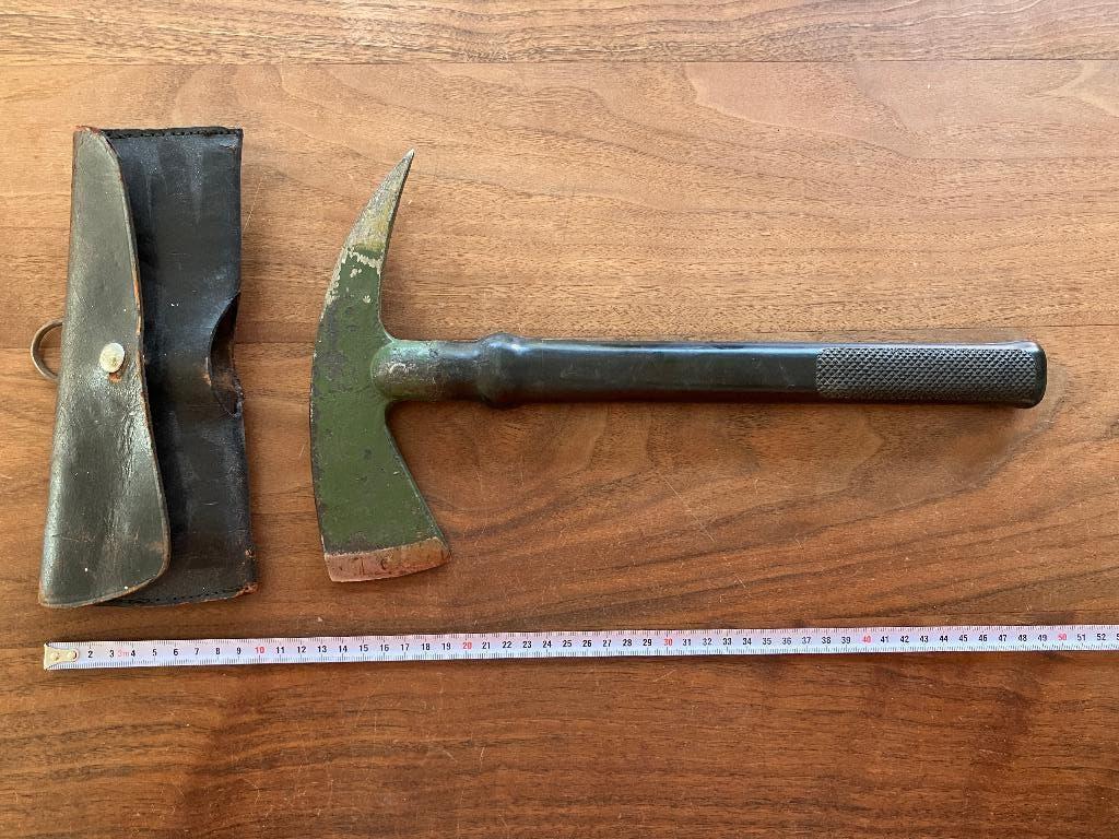 Brandweerbijl - vintage - jaren 70, Ophalen of Verzenden, Overige soorten, Nederland, Overige typen