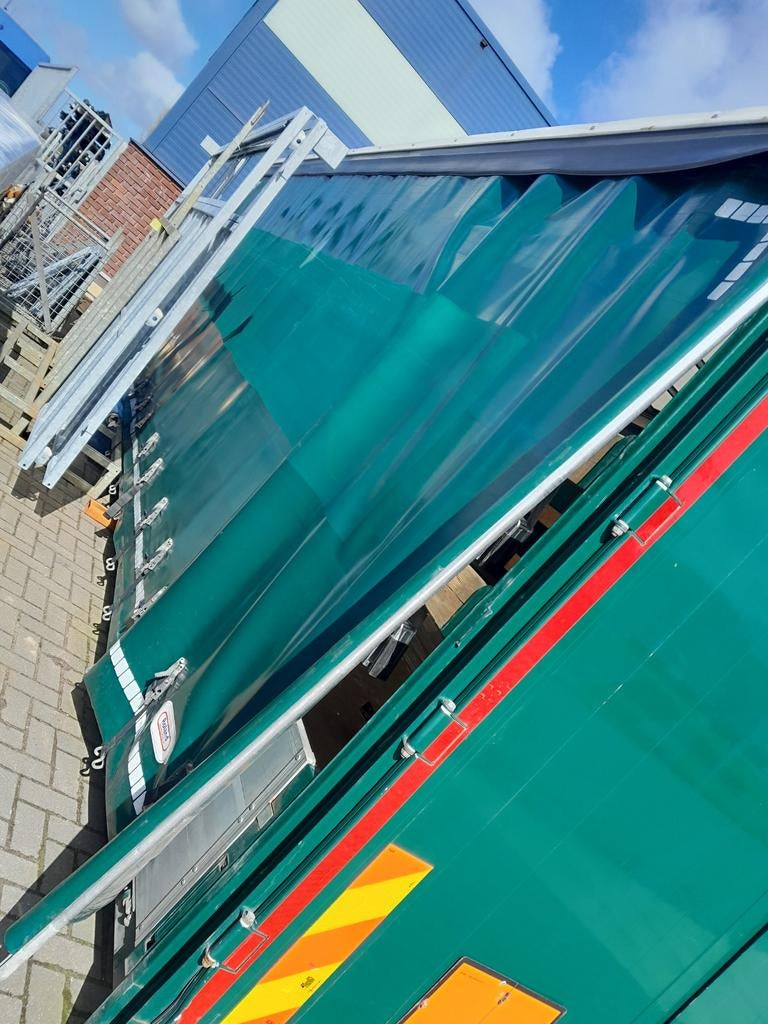 Laadbak bovenbouw vrachtwagen, Ophalen