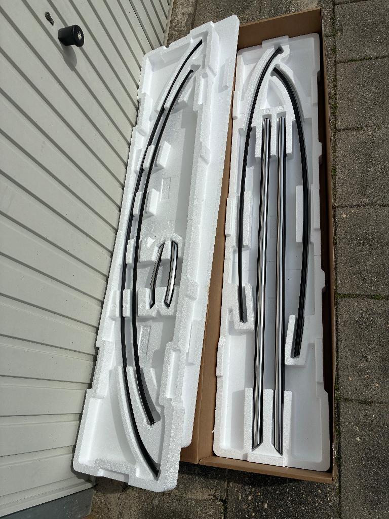 MINI F56 raamlijsten Chrome complete set, Auto-onderdelen, Ophalen of Verzenden, Gebruikt, Mini