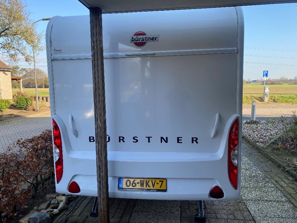 burstner 480TL, 750 - 1000 kg, Particulier, Bürstner, 5 tot 6 meter