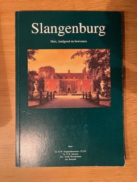 ACHTERHOEK Slangenburg,, Ophalen of Verzenden, Zo goed als nieuw