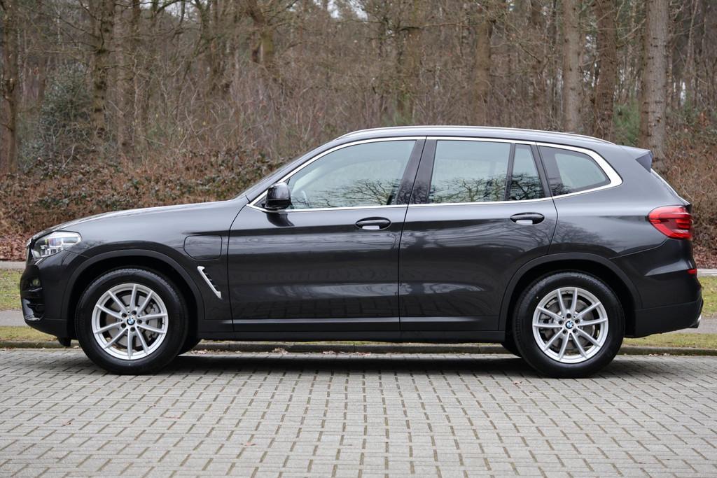 BMW X3 xDrive30e eDrive Edition Org NL | Elektrische trekhaa, Auto's, BMW, 1998 cc, Gebruikt, 2000 kg, Bedrijf