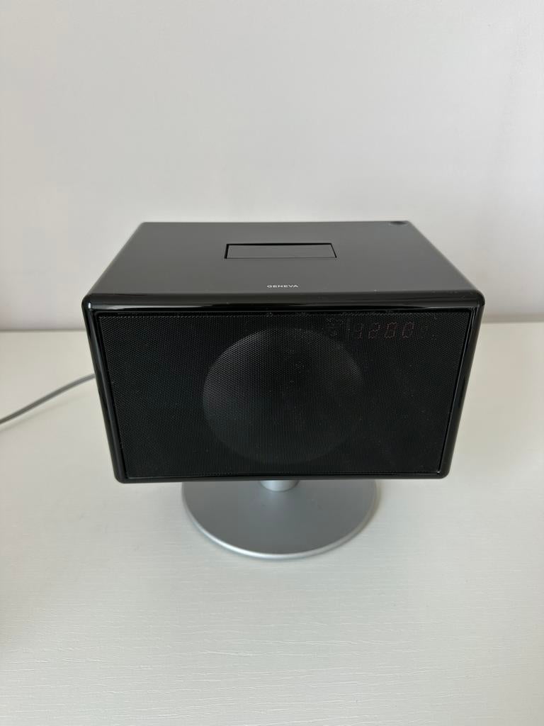 Geneva classic model-S FM Radio, Ophalen, Zo goed als nieuw