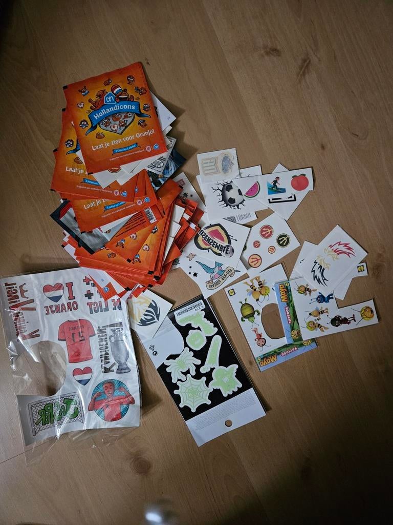 Tatoeage plaatjes, Verzamelen, Ophalen of Verzenden