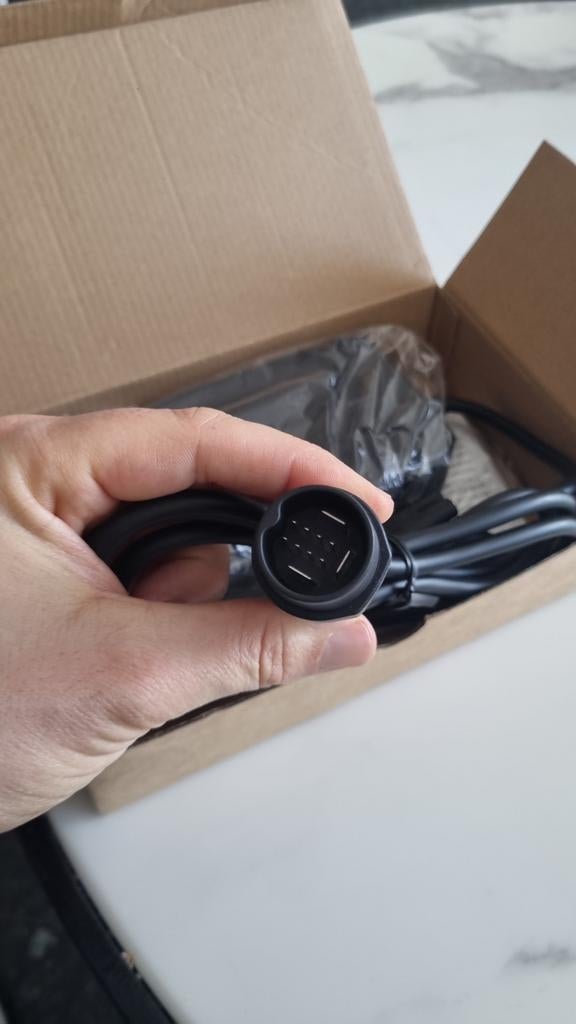 Acculader Stella Trendpower NRG 42v 4A met 11-polige connect, Ophalen of Verzenden, Nieuw