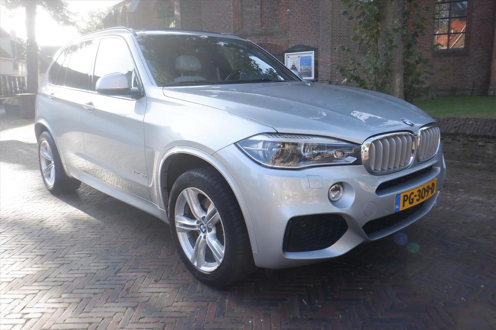 BMW X5 (f15) xDrive40e Plug-In Hybrid 313pk Aut., Auto's, BMW, 12 maanden, Gebruikt, 4 cilinders, Traction-control