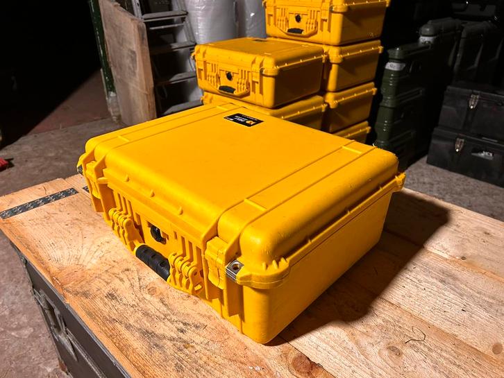 Peli 1550 handkoffer, zeer netjes, gratis thuisbezorgd!, Huis en Inrichting, Woonaccessoires | Kisten, Zo goed als nieuw, Minder dan 50 cm