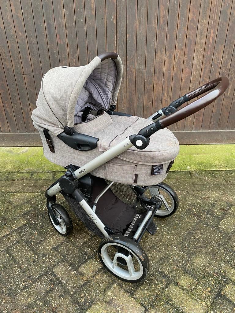 Mutsy evo kinderwagen, Ophalen, Zo goed als nieuw, Mutsy