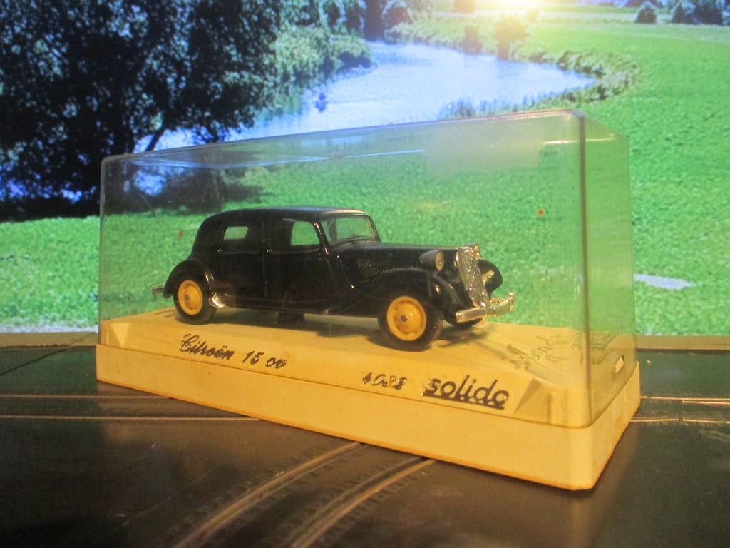 1/43 Citroen 15 Six Traction Avant - Solido L'Age d'Or, Ophalen of Verzenden, Zo goed als nieuw, Auto, Overige merken