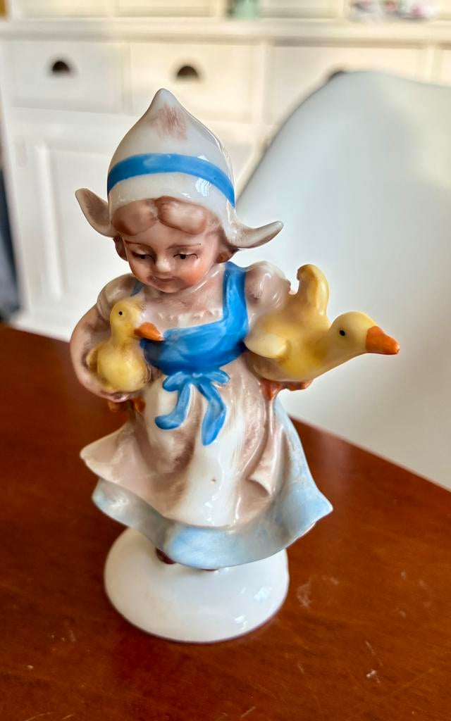 Vintage porseleinen beeldje Carl Scheidig Duitsland, Ophalen of Verzenden, Zo goed als nieuw, Dier