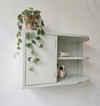 🌿Vintage hangkastje brocante medicijnkastje sleets antiek, Ophalen of Verzenden