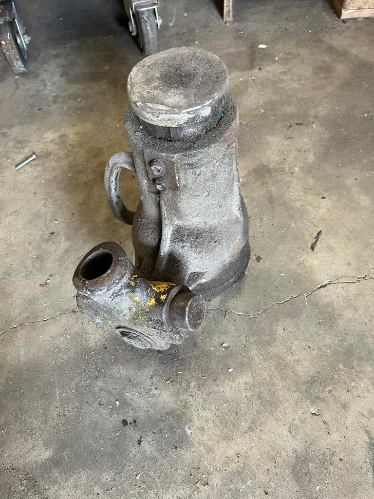 Potkrik 35 ton werkt super, Ophalen, Gebruikt