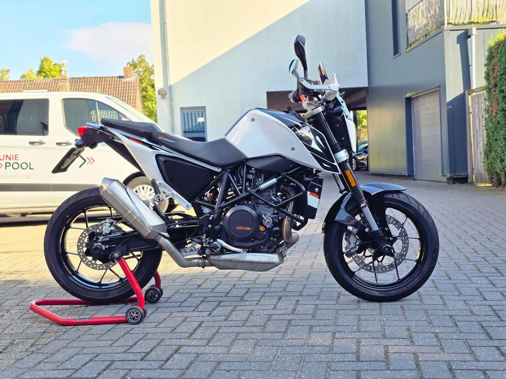 KTM Tour 690 Duke ABS, 693 cc, Bedrijf, Automotive Correct, Meer dan 35 kW