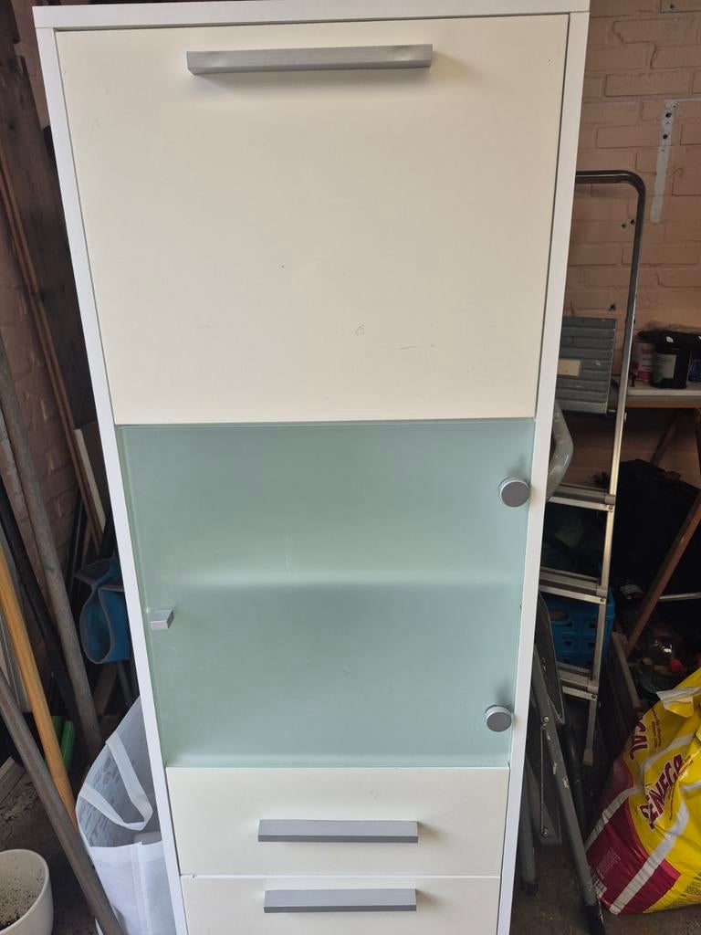 Hoogglans glans witte kastjes, Ophalen, Minder dan 50 cm, Gebruikt, 1 of 2 laden