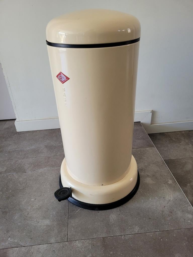Pedaal emmer wesco base, Gebruikt, Met pedaal, 50 tot 75 cm, Ophalen of Verzenden