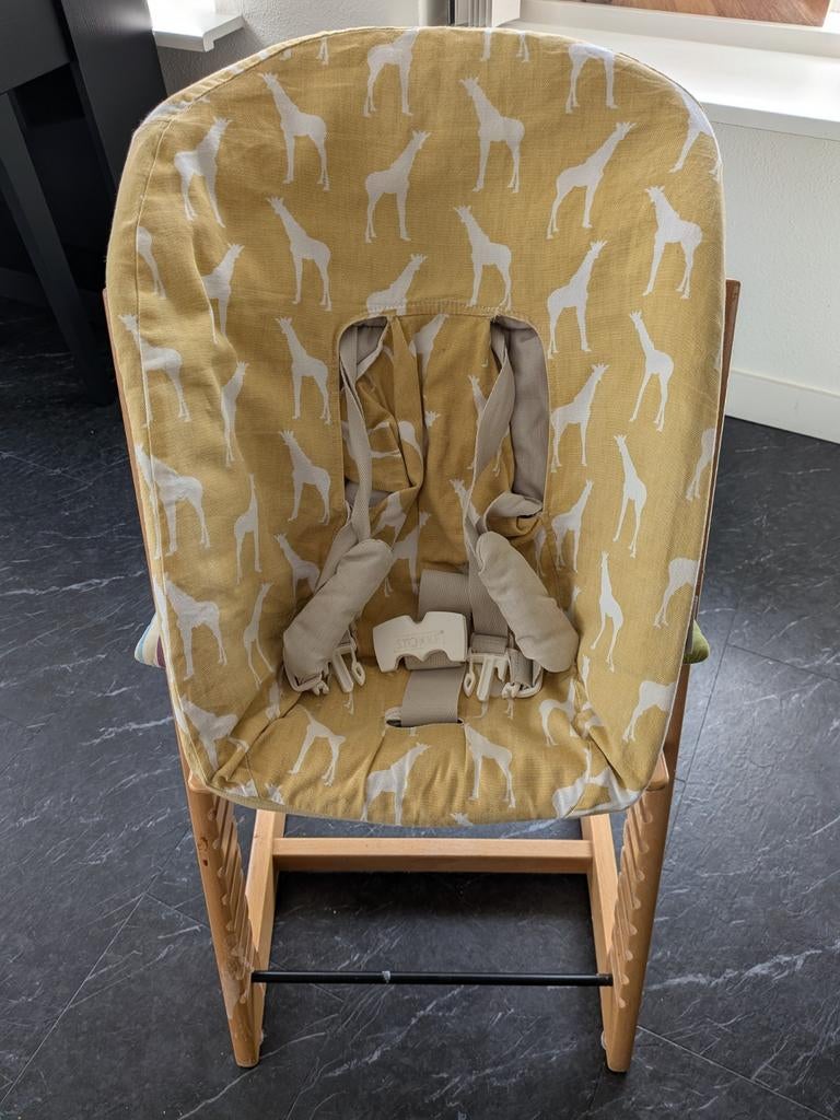 Stokke Tripp Trapp Newborn Set met giraffenhoes, Kinderen en Baby's, Kinderstoelen, Ophalen of Verzenden, Meegroeistoel