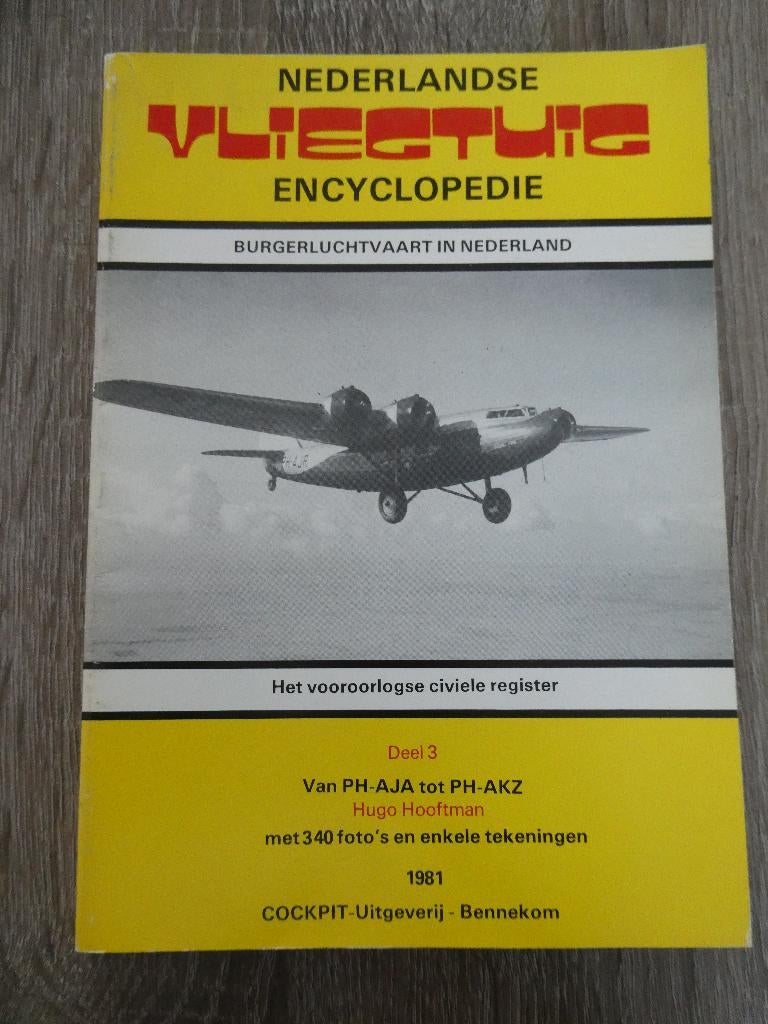 Nederlandse vliegtuig encyclopedie, Burger luchtvaart deel 3, Verzamelen, Ophalen of Verzenden, Zo goed als nieuw, Boek of Tijdschrift