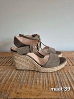 Sleehakken sleehak khaki groen nieuw maat 39, Blue Box, Schoenen met lage hakken, Nieuw, Ophalen of Verzenden