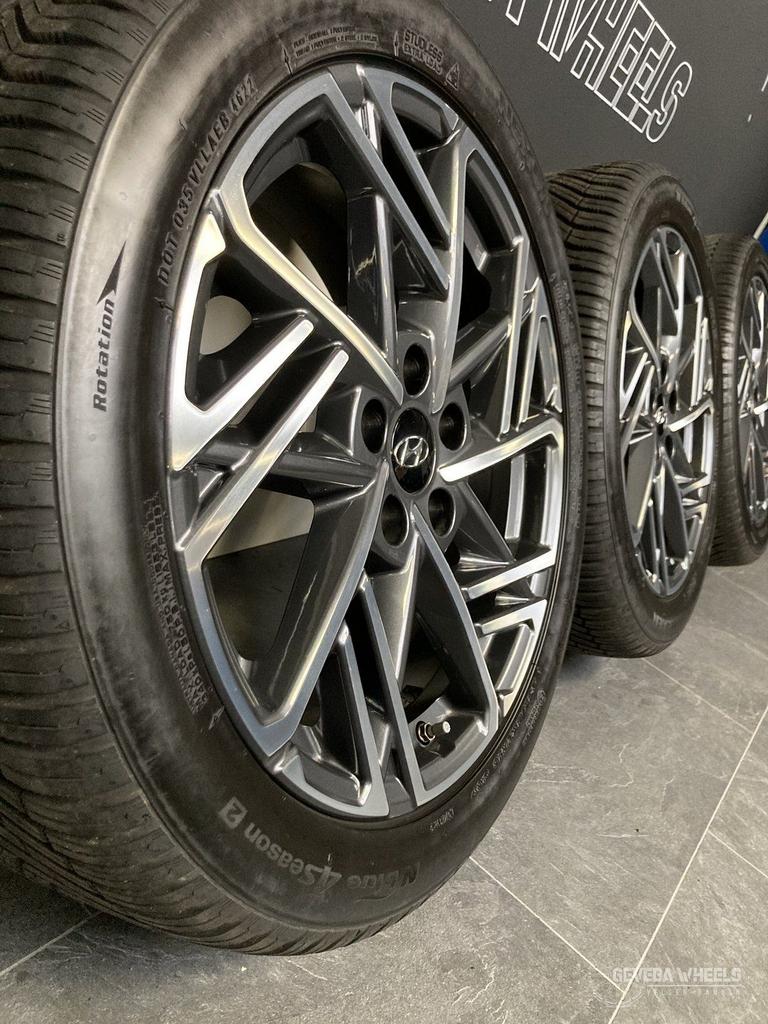 18” originele Hyundai Kona velgen + allseason banden 5x114.3, 18 inch, Gebruikt, -, -