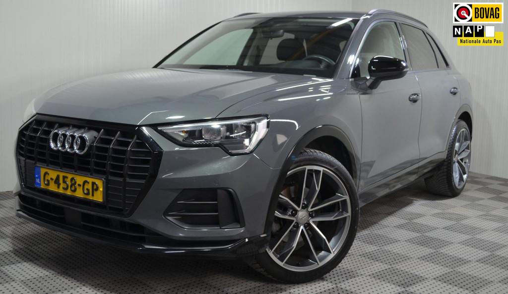 Audi Q3 35 TFSI Advanced / 150pk / Carplay / Cruise / Black, Auto's, Stof, 4 cilinders, 150 pk, Bedrijf