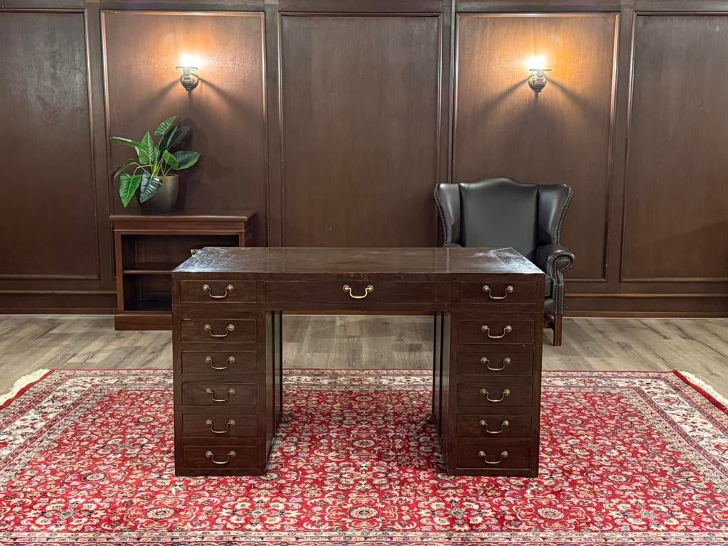 Klassiek Engels bureau #644, Huis en Inrichting, Bureaus, Overige typen, Hout, Bruin, Ophalen of Verzenden