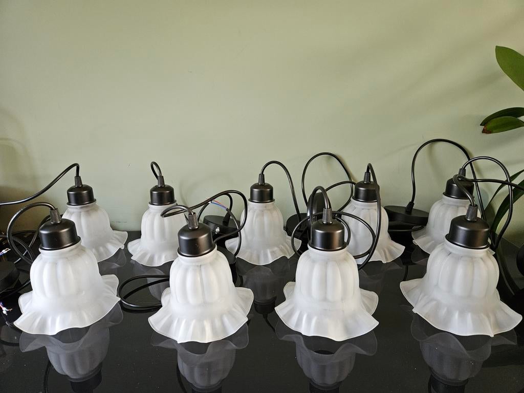 Set van 9 kleine vintage hanglampen matglas, rokkapje, Ophalen of Verzenden, Glas