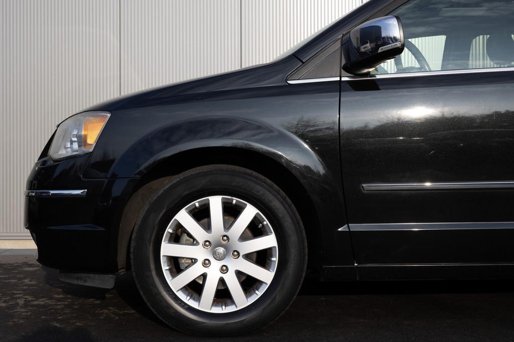 Chrysler Grand Voyager Limited | NL- AUTO | 7 ZITS | LEDER |, Auto's, Chrysler, 450 kg, Gebruikt, 194 pk, Grand Voyager