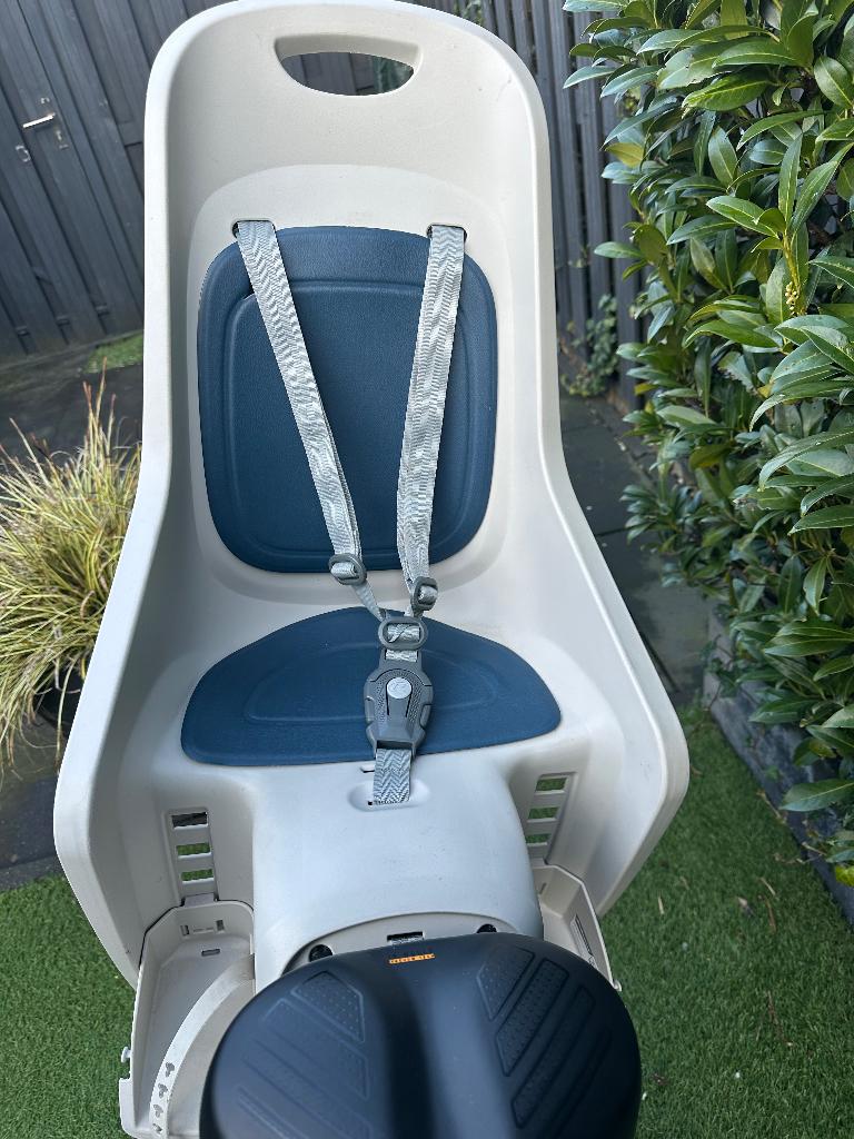 Fietsstoeltje, Ophalen, Zo goed als nieuw, Achterzitje, Polisport