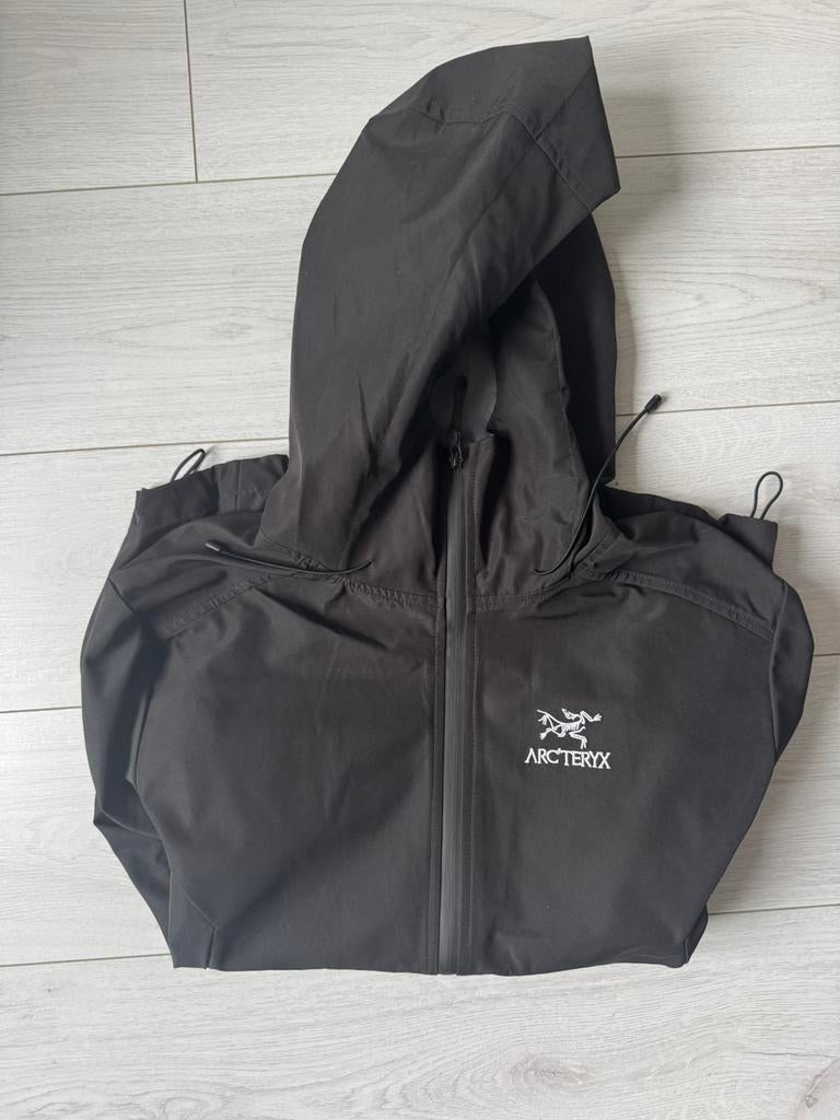 Arc’teryx Beta Jacket – Zwart, Ophalen of Verzenden, Zo goed als nieuw, Maat 48/50 (M), Zwart