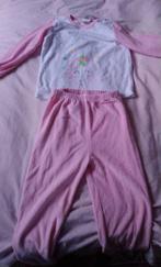 Fluwelen meisjes pyjama roze m.116 (5-6 jaar) Pocopiano, Nacht- of Onderkleding, Meisje, Zo goed als nieuw, Pocopiano