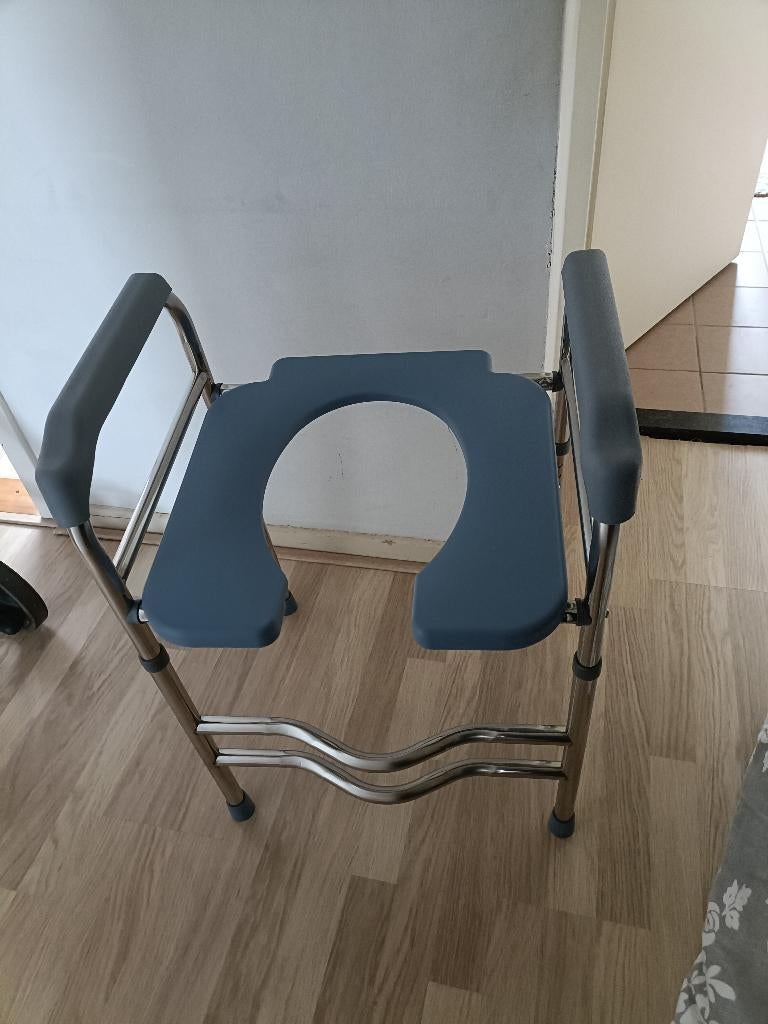 Nieuwe Wc verhoger met armleuningen, Ophalen, Nieuw