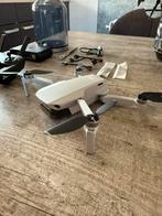 DJI Mavic Mini Fly More Combo - Zo goed als nieuw, Audio, Tv en Foto, Drones, Cameradrone, Zo goed als nieuw, 1 tot 5 kilometer