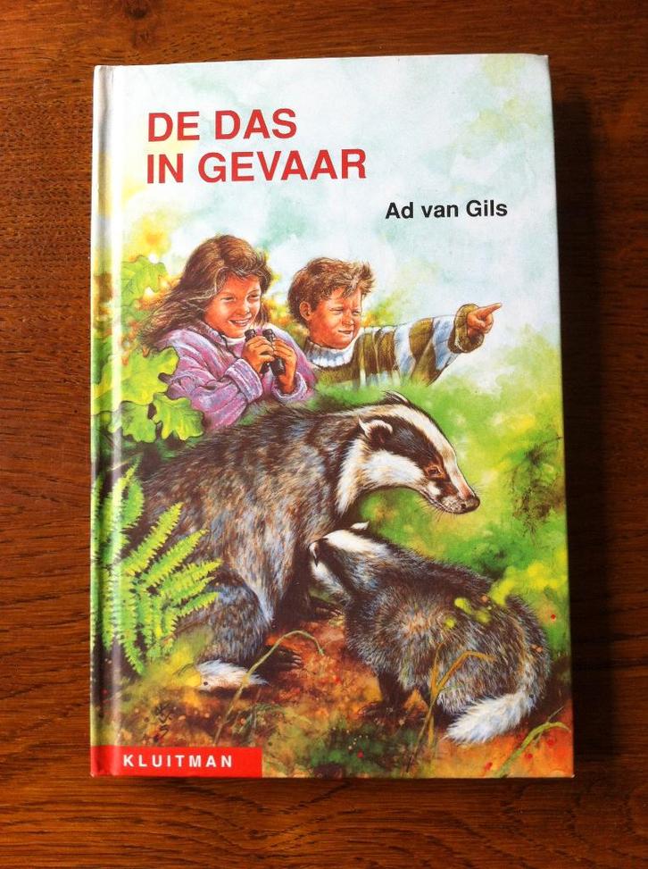 "DE DAS IN GEVAAR" AD VAN GILS, Boeken, Kinderboeken | Jeugd | onder 10 jaar, Nieuw, Fictie algemeen, Ophalen of Verzenden