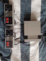 Nintendo NES Classic Mini Console met 2 controllers, Ophalen, Zo goed als nieuw, Met 2 controllers
