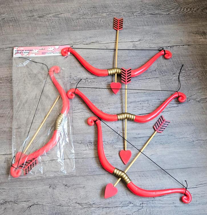 4x Pijl en Boog Set - Themafeest & Carnaval Accessoire, Hobby en Vrije tijd, Feestartikelen, Gebruikt, Feestartikel, Carnaval