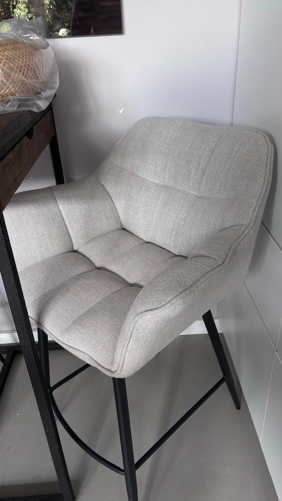 Rivièra Maison Carnaby Fabulous Flax Linnen Barstoel, Huis en Inrichting, Met voetsteun, 60 tot 90 cm, Ophalen of Verzenden, Zo goed als nieuw