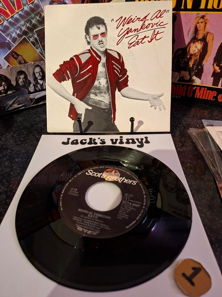 Weird Al Yankovic - Eat It 7 inch single  1984/1, Ophalen of Verzenden, Zo goed als nieuw, Overige formaten