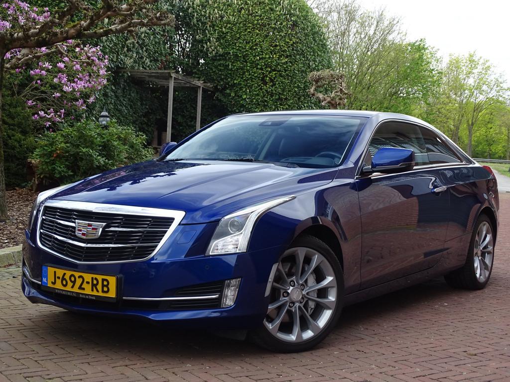 Cadillac ATS 4 Coupé 2.0 AWD Performance orig eu-auto Nw.st, Auto's, Cadillac, Automaat, 1998 cc, Gebruikt, Zwart