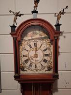 Antieke Friese staartklok  ( wie durft te bieden ), Ophalen