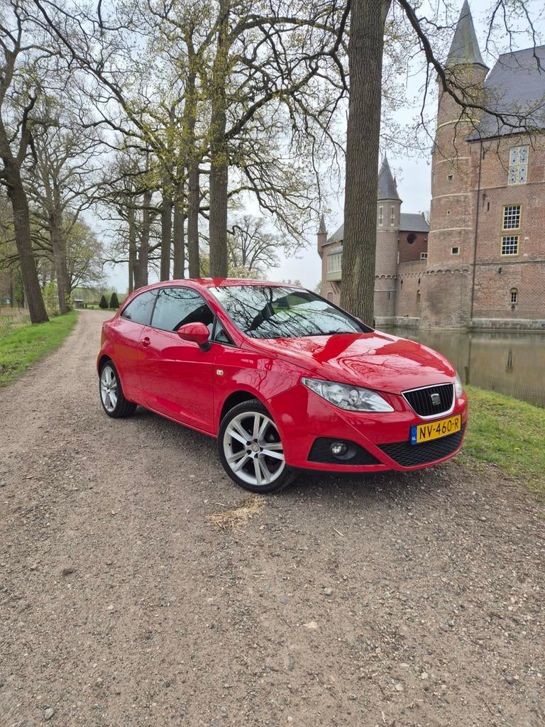 Seat Ibiza 1.4 63KW 3-DRS 2009 Rood, Voorwielaandrijving, Stof, Zwart, 4 cilinders