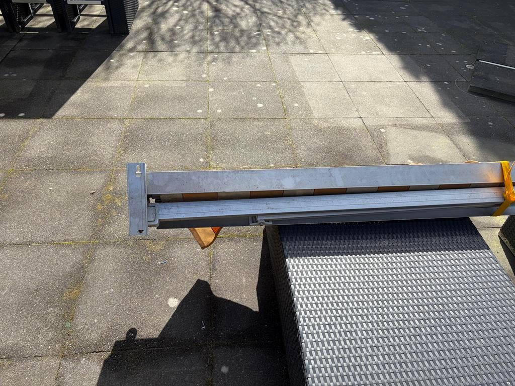 Zonnescherm - Gebruikt, in goede staat 3,5 meter breed k, Tuin en Terras, Zonneschermen, Ophalen, Gebruikt, 150 tot 300 cm, 250 cm tot 450 cm