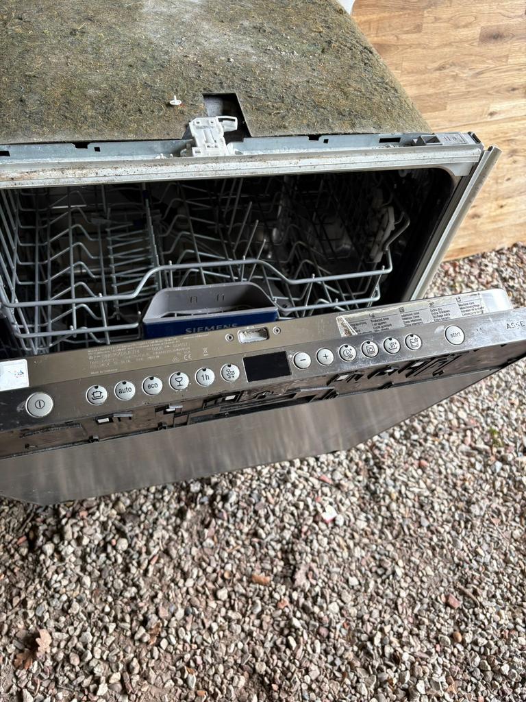 Siemens inbouw vaatwasser, Witgoed en Apparatuur, Vaatwasmachines, Ophalen, Zo goed als nieuw, Inbouw, Minder dan 85 cm