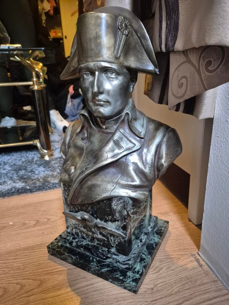 Bronzen Beeld met Marmeren Voet met Adelaar 47 cm, Ophalen of Verzenden, Brons